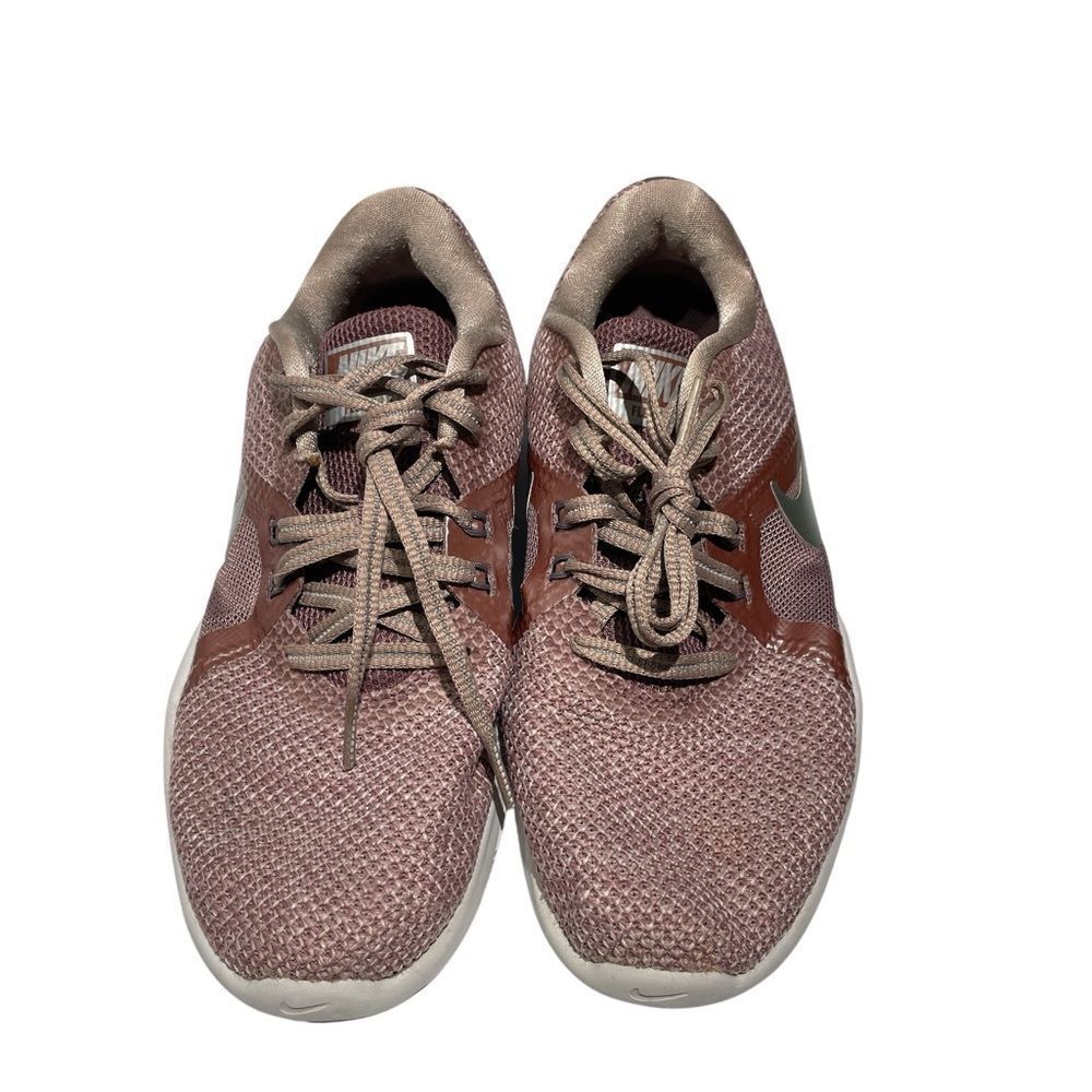 Nike Rose and Chestnut Athletic Shoes size 7.5